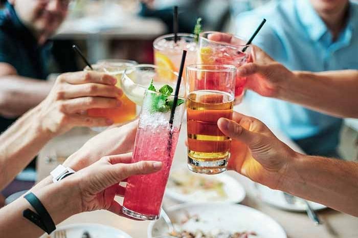 La petite recette du week-end ► Mojito, piña colada, margarita et punch : avec les cocktails, l’exotisme entre chez vous pour l’été