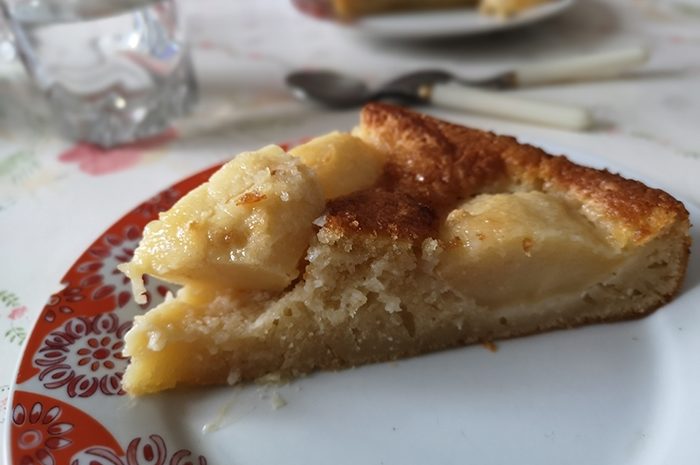 La petite recette du week-end ► Le gâteau-flan aux pommes et aux amandes