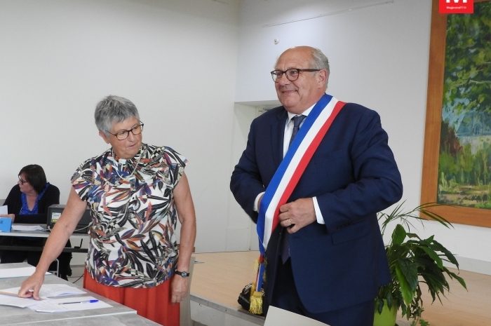Crécy-la-Chapelle ► Le maire, Bernard Carouge, veut réduire ses indemnités et celles de ses adjoints [Vidéo] 