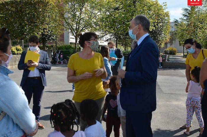 Meaux ► Le maire, Jean-François Copé, a visité les groupes scolaires Compayre [Vidéo]