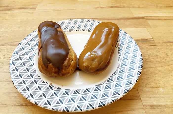 La petite recette du week-end ► [Vidéo] Au chocolat ou au café, les éclairs et leur glaçage ne laissent pas de marbre, par JED