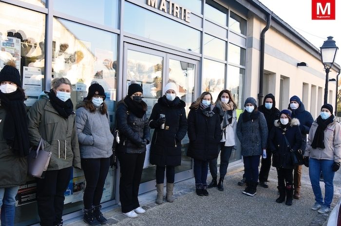 Couilly-Pont-aux-Dames ► [Vidéo] Tests Covid au groupe scolaire : des parents protestent contre la séparation des enfants testés et non testés