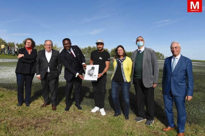 Annet-sur-Marne ► [Vidéo] Land art : Saype a réalisé une fresque géante éphémère sur le site d’ECT 