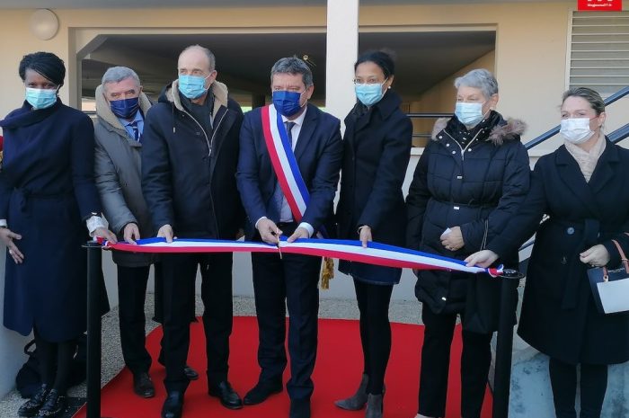 Nanteuil-lès-Meaux ► [Vidéo] Le nouveau centre de loisirs porte le nom de Bernard Roux