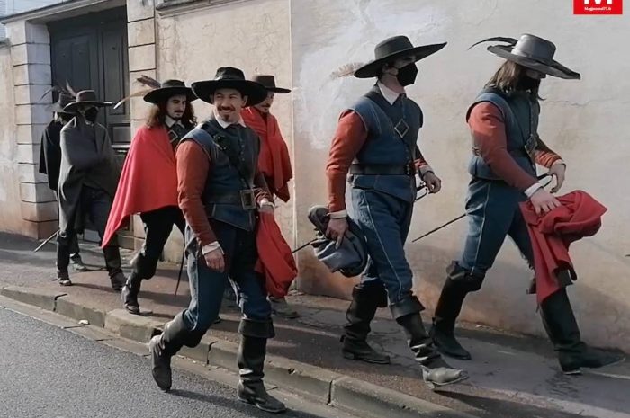 Meaux ► [Vidéo] Les Trois Mousquetaires : La cité épiscopale et la cathédrale ont servi de lieu de tournage 