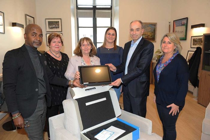 Meaux ► Le Rotary Club offre une tablette oculaire pour l’école Luxembourg