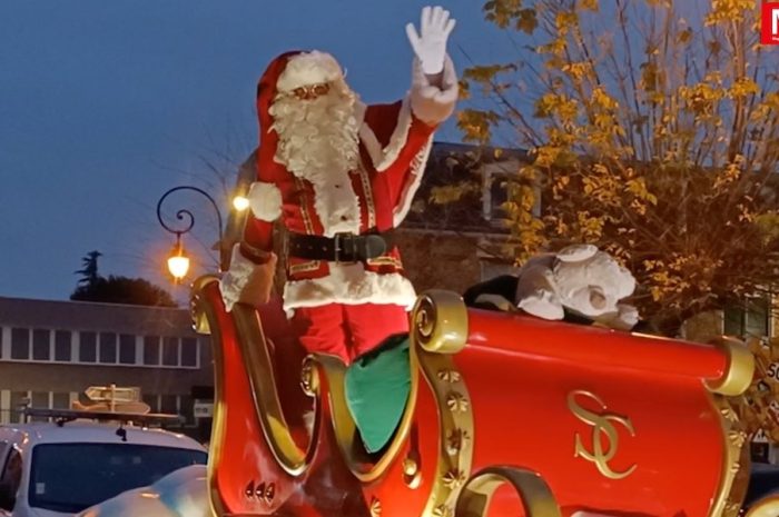 Lagny-sur-Marne ► [Vidéo] Le Père Noël et son équipe ont paradé dans la ville 