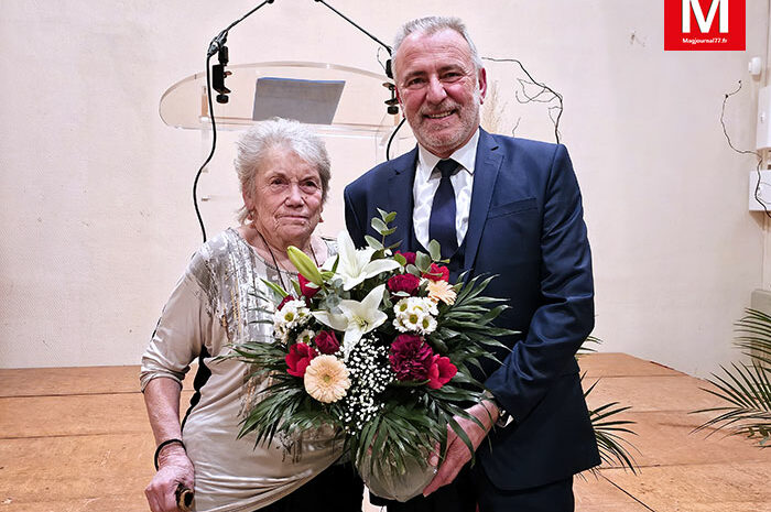 Marchémoret ► [Vidéo] Cérémonie des vœux : le maire a offert des bouquets de fleurs et remis une médaille du travail