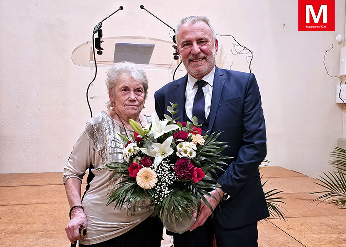 Marchémoret [Vidéo] - Cérémonie des vœux : le maire a offert des bouquets de fleurs et remis une médaille du travail
