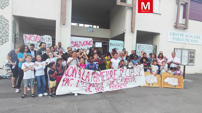 Champs-sur-Marne ► [Vidéo] Fermeture d’une classe à Pablo-Picasso : les parents d’élèves campent dans l’école