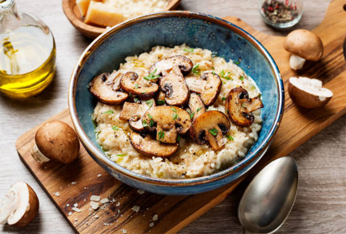 La recette du week-end - Le risotto aux champignons : une générosité de la saison