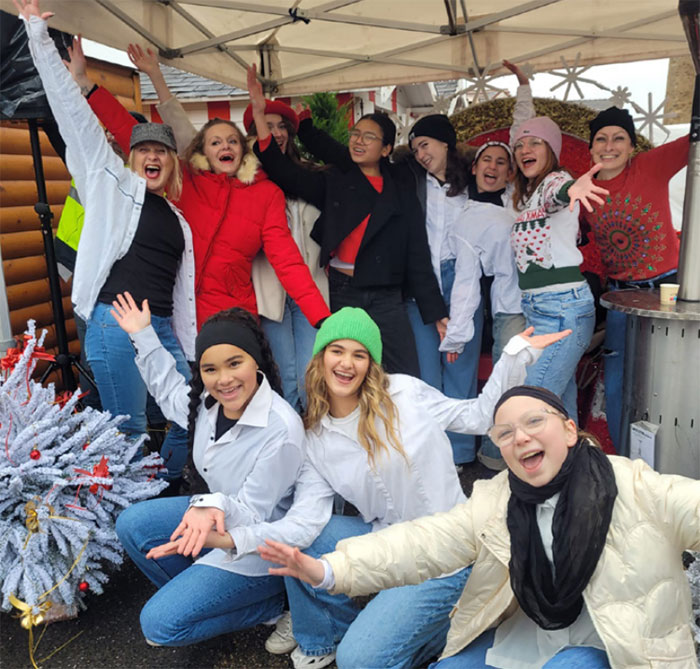 Nanteuil-lès-Meaux : Le marché de Noël a fait résonner la place de l'Eglise de chants et de musique